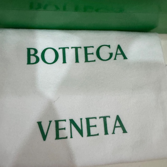 Bottega venetta metallic Gold mules. Size 39 - Picture 7 of 9